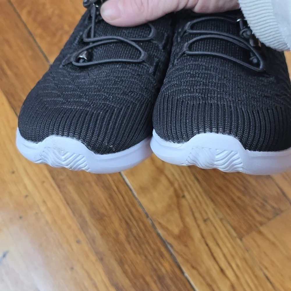 Propét Black Slip On Sneakers Size 5M